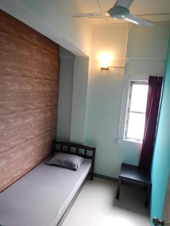 Standard Single Room with Shared Bathroom — Lavender@Guesthouse